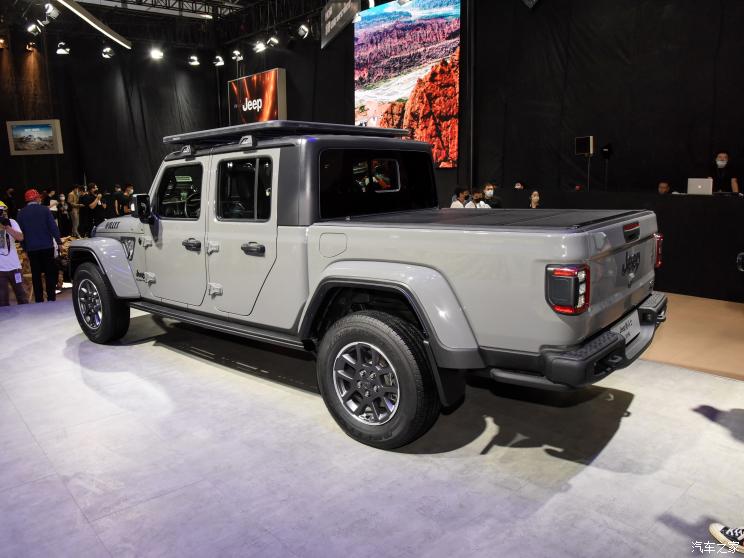 Jeep(进口) 角斗士 2022款 先行版 Jeep(进口) 角斗士 2022款 先行版