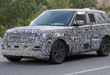 搭4.4T发动机 全新揽胜运动版SVR谍照-深圳汽车网