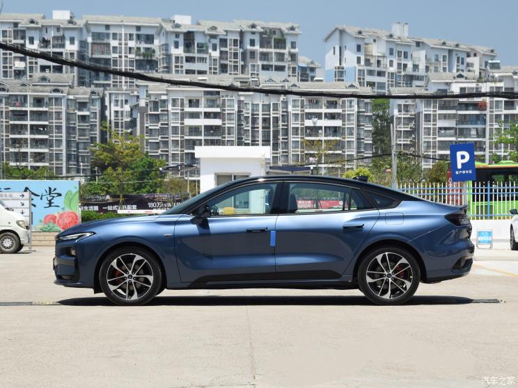 长安福特 蒙迪欧 2022款 EcoBoost 245 ST-Line 长安福特 蒙迪欧 2022款 EcoBoost 245 ST-Line