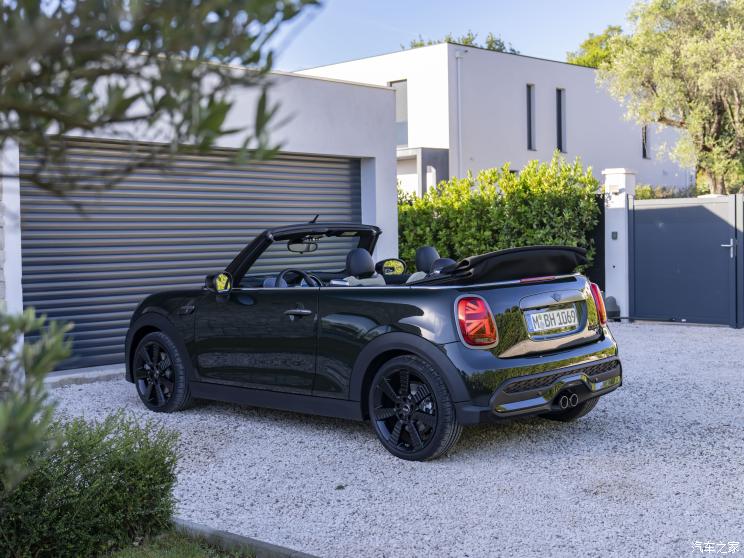 MINI MINI 2022款 COOPER S Cabrio 执迷特别版 欧洲版 MINI MINI 2022款 COOPER S Cabrio 执迷特别版 欧洲版