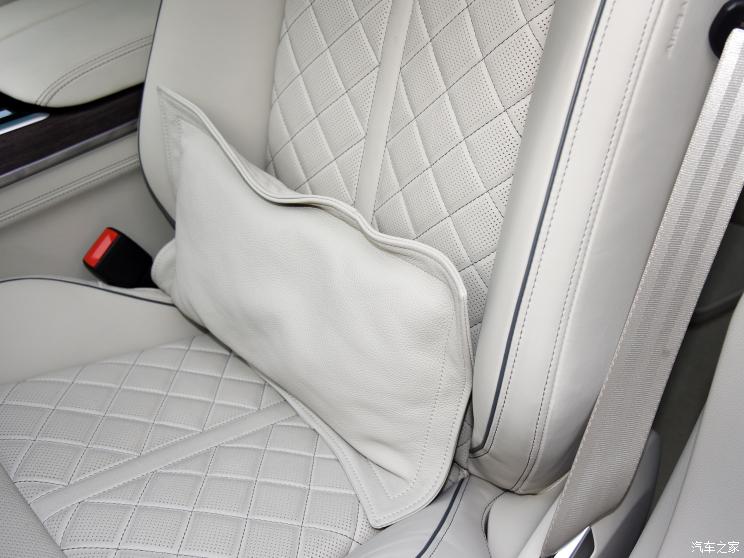 奥迪(进口) 奥迪A8 2022款 A8L Horch创始人版 传奇型 奥迪(进口) 奥迪A8 2022款 A8L Horch创始人版 传奇型