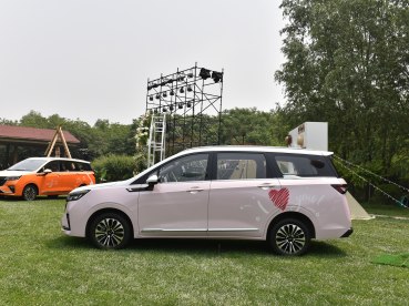 上汽通用五菱 五菱佳辰 2022款 1.5T CVT尊享旗舰型 上汽通用五菱 五菱佳辰 2022款 1.5T CVT尊享旗舰型