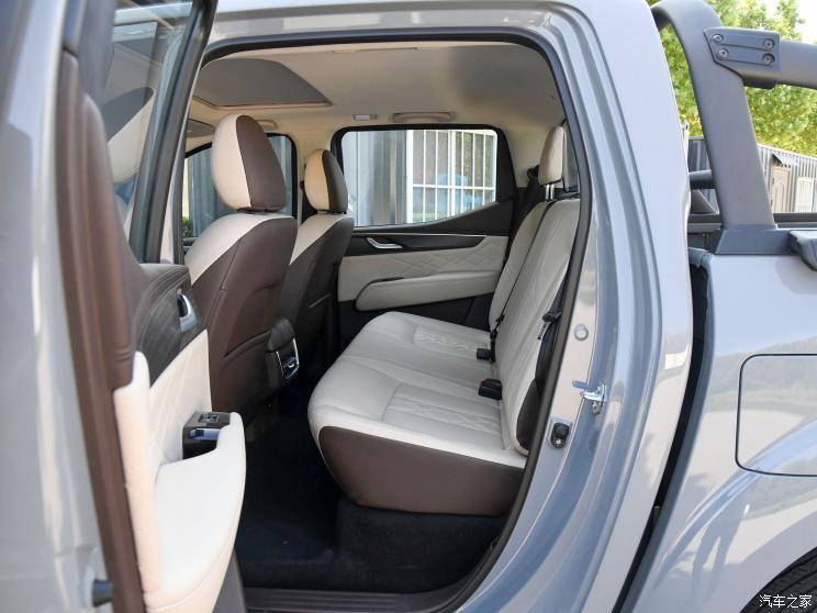 郑州日产 锐骐7 2022款 2.3T自动四驱柴油旗舰型M9T 郑州日产 锐骐7 2022款 2.3T自动四驱柴油旗舰型M9T