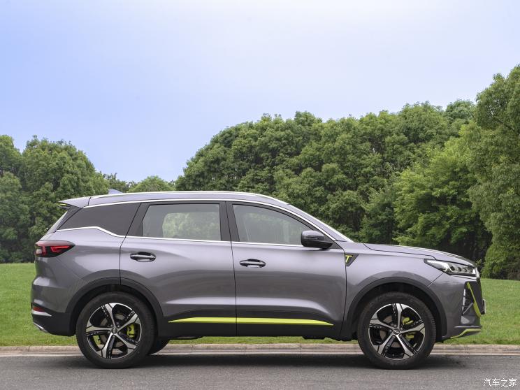 奇瑞汽车 瑞虎7 PLUS 2022款 鲲鹏版 1.6TGDI DCT 贵妃黄限定版