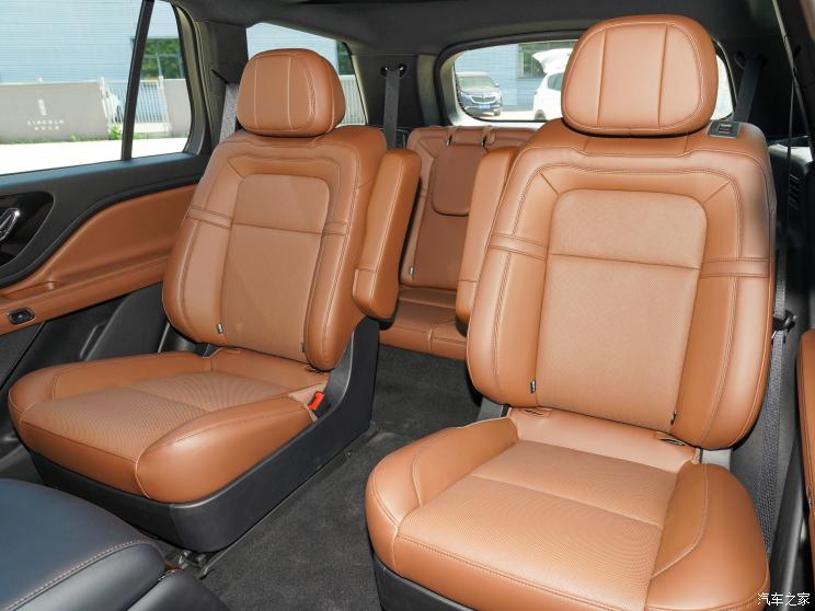 长安林肯 飞行家 2022款 3.0T V6 四驱尊雅版 长安林肯 飞行家 2022款 3.0T V6 四驱尊雅版