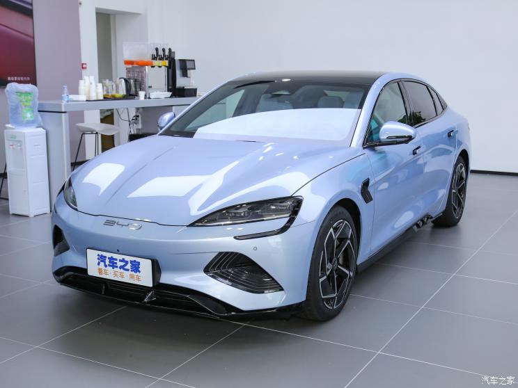 比亚迪 海豹 2022款 700km 长续航后驱版 比亚迪 海豹 2022款 700km 长续航后驱版