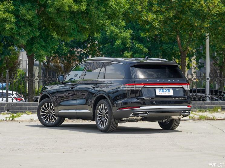 长安林肯 飞行家 2022款 3.0T V6 四驱尊雅版 长安林肯 飞行家 2022款 3.0T V6 四驱尊雅版