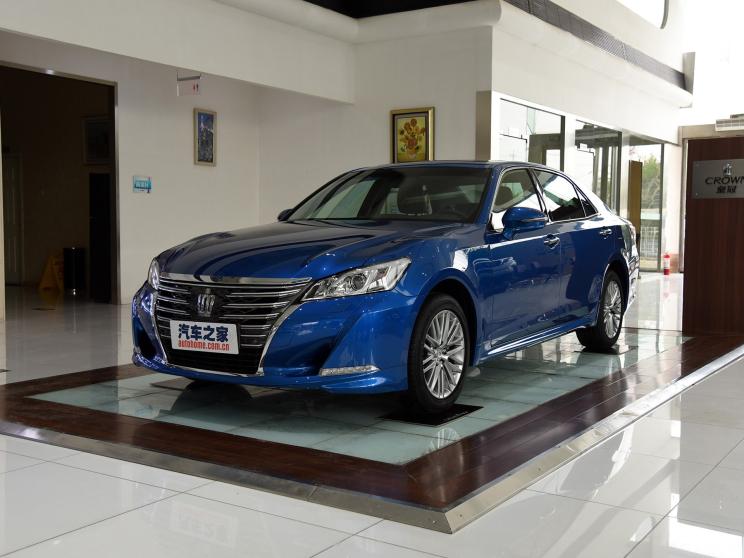 一汽丰田 皇冠 2017款 2.0T 运动版 一汽丰田 皇冠 2017款 2.0T 运动版