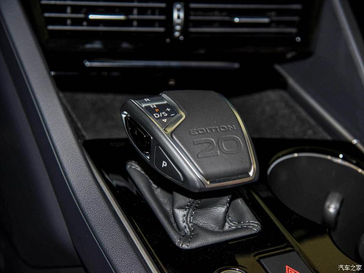 大众(进口) 途锐 2022款 3.0TSI R-Line Edition 20 大众(进口) 途锐 2022款 3.0TSI R-Line Edition 20