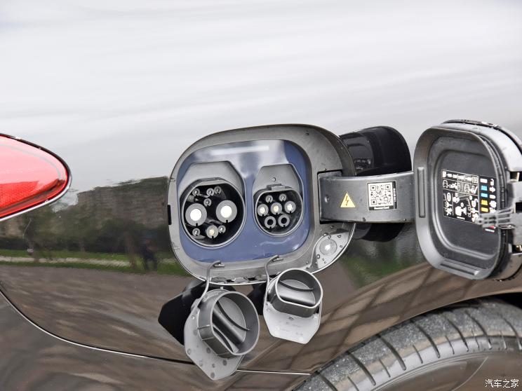 北京奔驰 奔驰EQE 2022款 350 豪华版 北京奔驰 奔驰EQE 2022款 350 豪华版