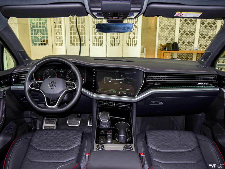 大众(进口) 途锐 2022款 3.0TSI R-Line Edition 20 大众(进口) 途锐 2022款 3.0TSI R-Line Edition 20