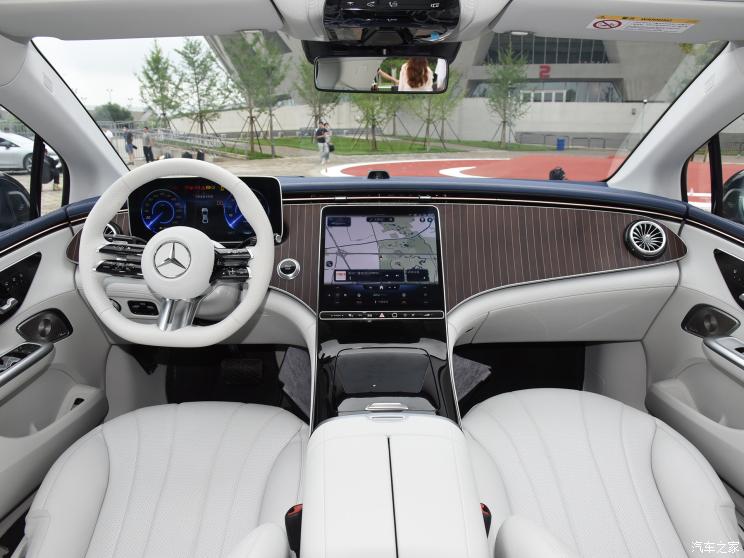 北京奔驰 奔驰EQE 2022款 350 豪华版 北京奔驰 奔驰EQE 2022款 350 豪华版