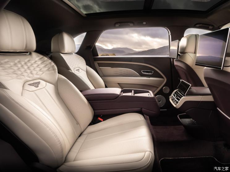 宾利 添越 2022款 4.0T V8 长轴距雅度版 宾利 添越 2022款 4.0T V8 长轴距雅度版