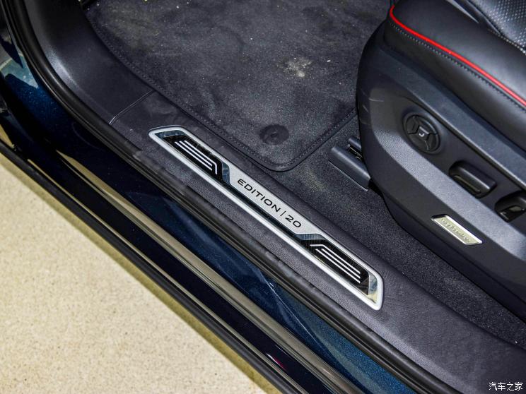 大众(进口) 途锐 2022款 3.0TSI R-Line Edition 20 大众(进口) 途锐 2022款 3.0TSI R-Line Edition 20