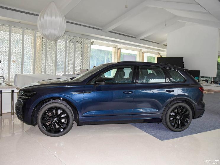 大众(进口) 途锐 2022款 3.0TSI R-Line Edition 20 大众(进口) 途锐 2022款 3.0TSI R-Line Edition 20