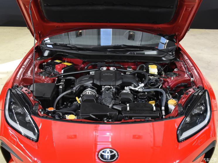 丰田(进口) 丰田86 2022款 GR 86 2.4L 手动版 丰田(进口) 丰田86 2022款 GR 86 2.4L 手动版