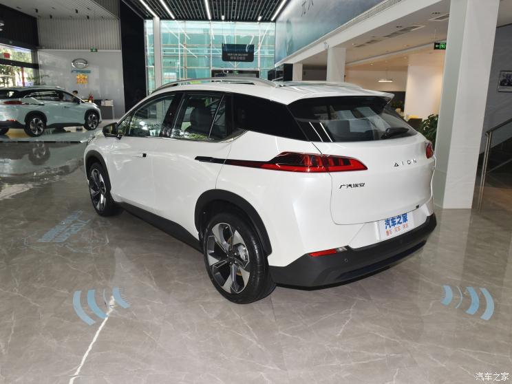 广汽埃安 AION V 2021款 Plus 80 智享科技版 三元锂