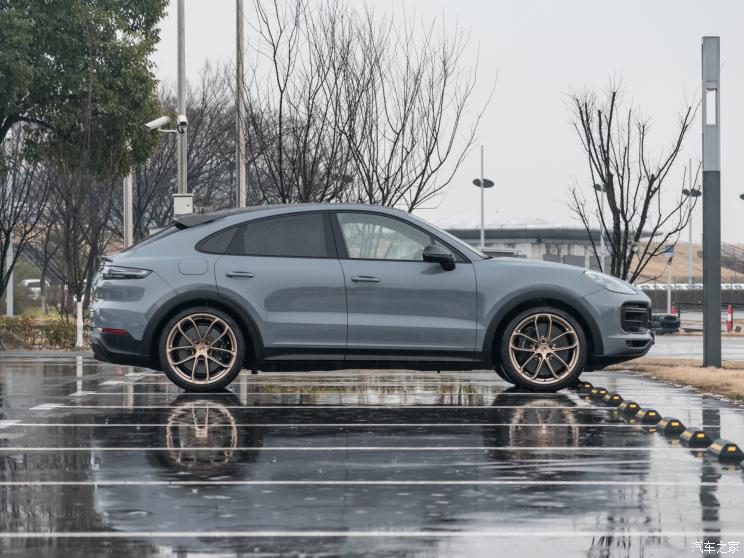 保时捷 Cayenne 2021款 Cayenne Turbo GT 4.0T