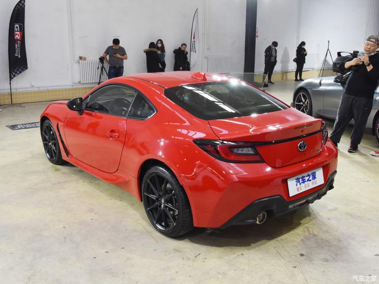 丰田(进口) 丰田86 2022款 GR 86 2.4L 手动版 丰田(进口) 丰田86 2022款 GR 86 2.4L 手动版