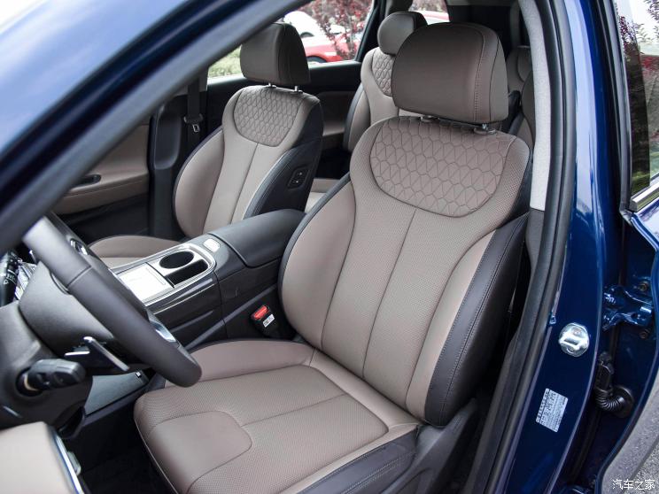 北京现代 胜达 2023款 基本型