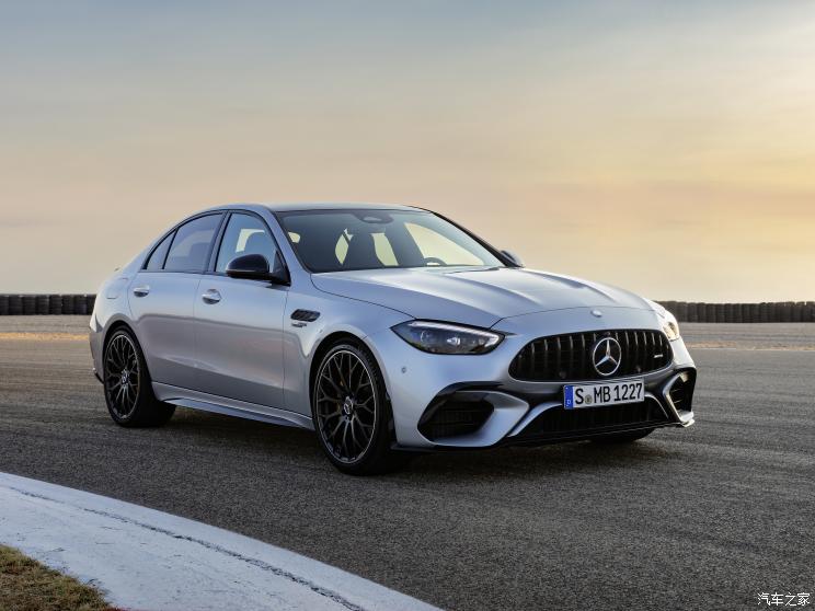 梅赛德斯-AMG 奔驰C级AMG新能源 2023款 AMG C 63 S 4MATIC 梅赛德斯-AMG 奔驰C级AMG新能源 2023款 AMG C 63 S 4MATIC