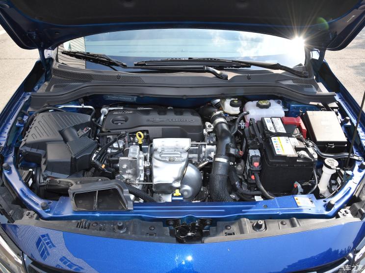 上汽通用雪佛兰 科鲁泽 2023款 1.3T 基本型 上汽通用雪佛兰 科鲁泽 2023款 1.3T 基本型