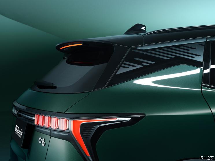 领克 领克06 2023款 Remix 1.5T Hero 领克 领克06 2023款 Remix 1.5T Hero