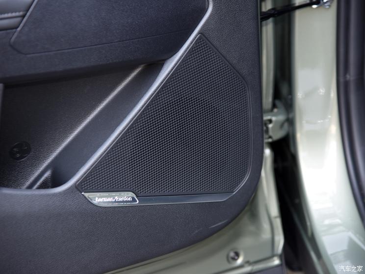 起亚 狮铂拓界 2022款 2.0T 四驱基本型