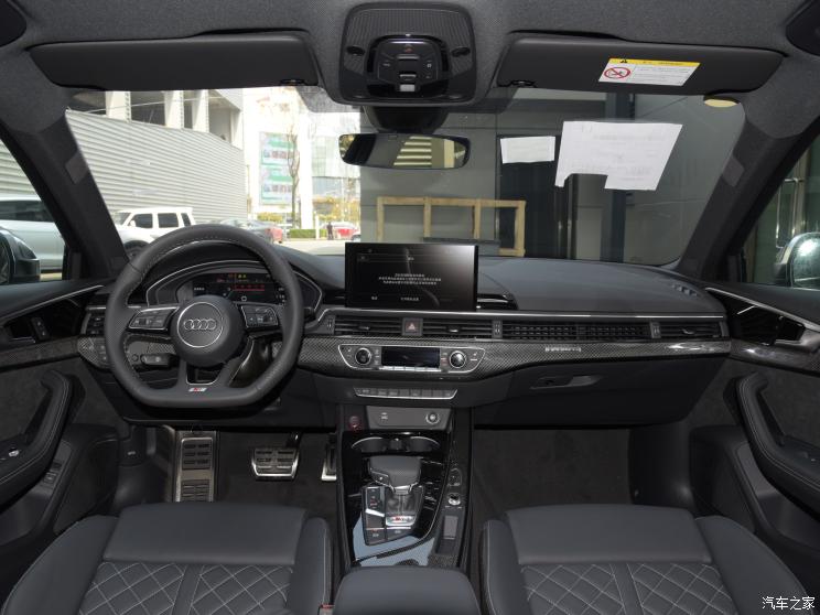 奥迪(进口) 奥迪S4 2022款 S4 3.0TFSI 奥迪(进口) 奥迪S4 2022款 S4 3.0TFSI