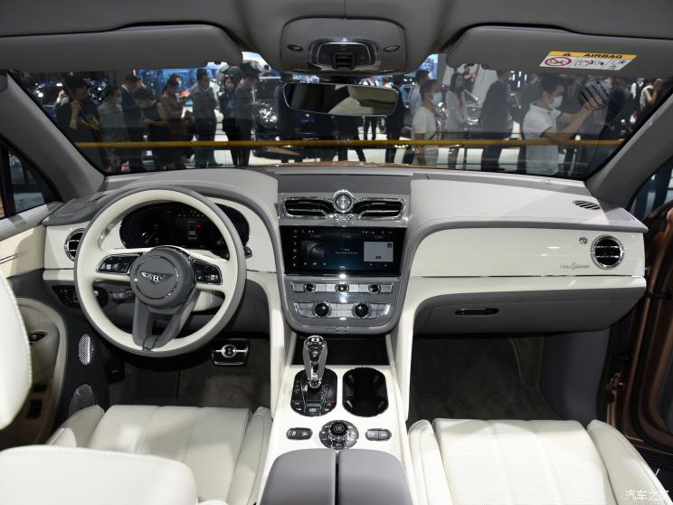 宾利 添越 2022款 4.0T V8 长轴距首发限量版 宾利 添越 2022款 4.0T V8 长轴距首发限量版