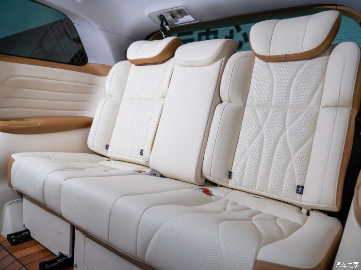 联合改装 iMAX8全家版 2023款 2.0T 全家挚爱版