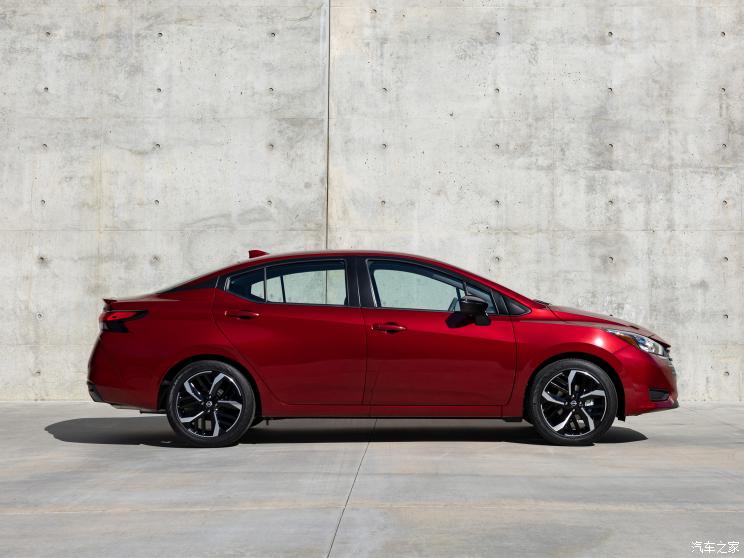 日产(进口) 阳光(海外) 2023款 Versa SR 美国版 日产(进口) 阳光(海外) 2023款 Versa SR 美国版