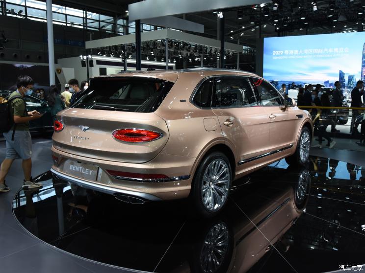 宾利 添越 2022款 4.0T V8 长轴距首发限量版 宾利 添越 2022款 4.0T V8 长轴距首发限量版