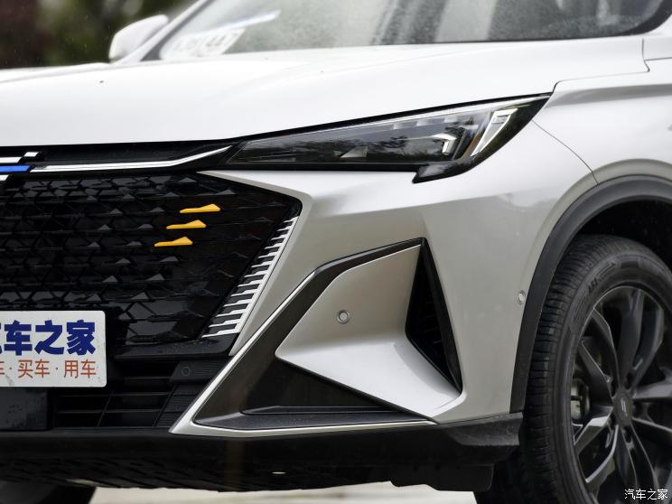 长安汽车 长安欧尚X5 PLUS 2023款 1.5T DCT智趣AI版 长安汽车 长安欧尚X5 PLUS 2023款 1.5T DCT智趣AI版