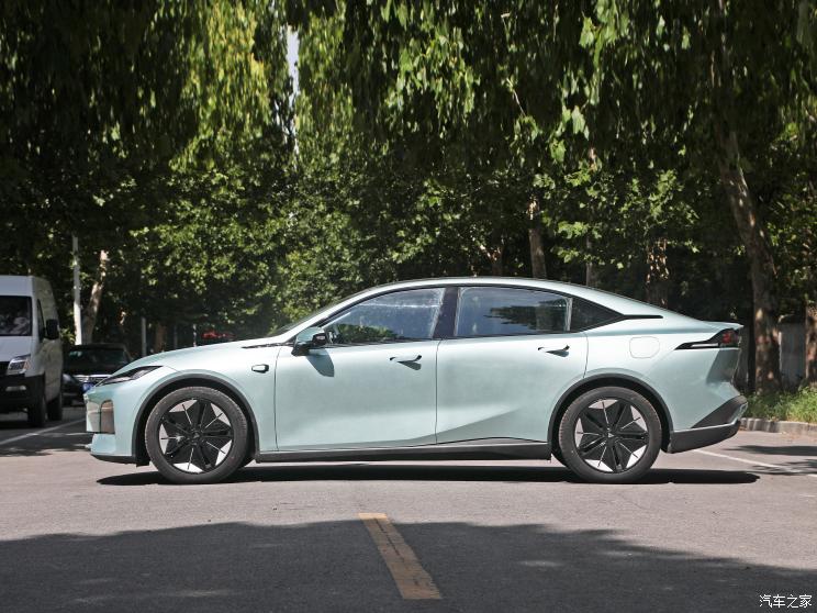 长安深蓝 长安深蓝SL03 2022款 1.5L 1200增程版