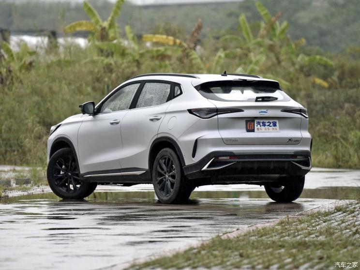 长安汽车 长安欧尚X5 PLUS 2023款 1.5T DCT智趣AI版 长安汽车 长安欧尚X5 PLUS 2023款 1.5T DCT智趣AI版