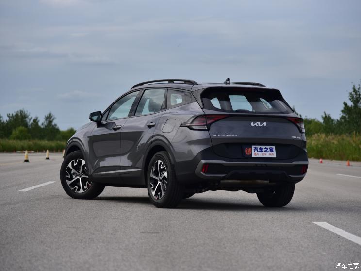 悦达起亚 狮铂拓界 2023款 2.0L HEV 两驱旗舰版 悦达起亚 狮铂拓界 2023款 2.0L HEV 两驱旗舰版