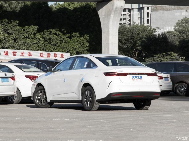 几何汽车 几何G6 2022款 480 豪华型