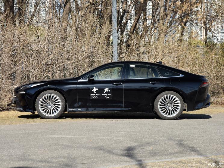 丰田(进口) Mirai 2023款 高配版 丰田(进口) Mirai 2023款 高配版