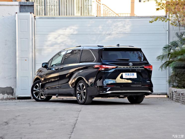 一汽丰田 格瑞维亚 2022款 2.5L混动 旗舰版 一汽丰田 格瑞维亚 2022款 2.5L混动 旗舰版