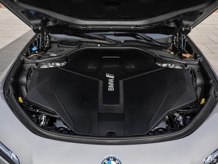 宝马(进口) 宝马i7 2023款 xDrive60L 豪华套装 宝马(进口) 宝马i7 2023款 xDrive60L 豪华套装