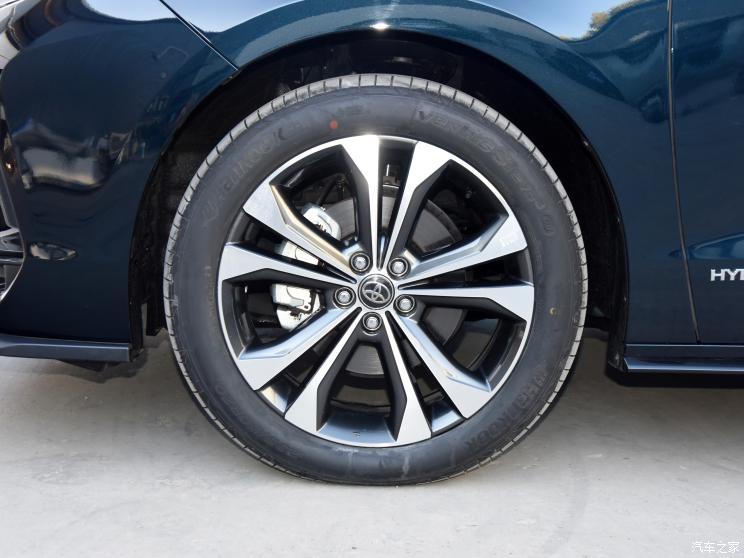 一汽丰田 格瑞维亚 2022款 2.5L混动 旗舰版 一汽丰田 格瑞维亚 2022款 2.5L混动 旗舰版