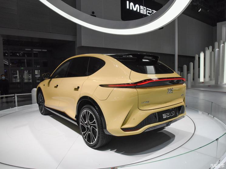 智己汽车 智己LS7 2023款 100kWh 四驱版 智己汽车 智己LS7 2023款 100kWh 四驱版