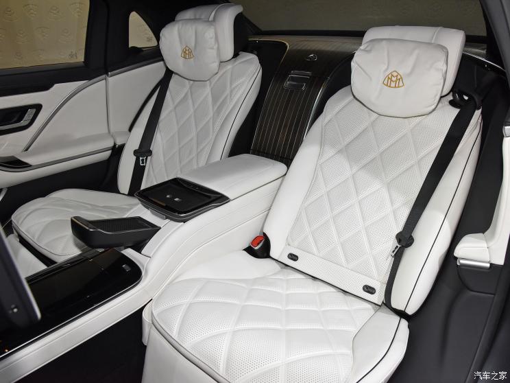 梅赛德斯-迈巴赫 迈巴赫S级 2022款 S 680 4MATIC 匠心高定首发版 梅赛德斯-迈巴赫 迈巴赫S级 2022款 S 680 4MATIC 匠心高定首发版