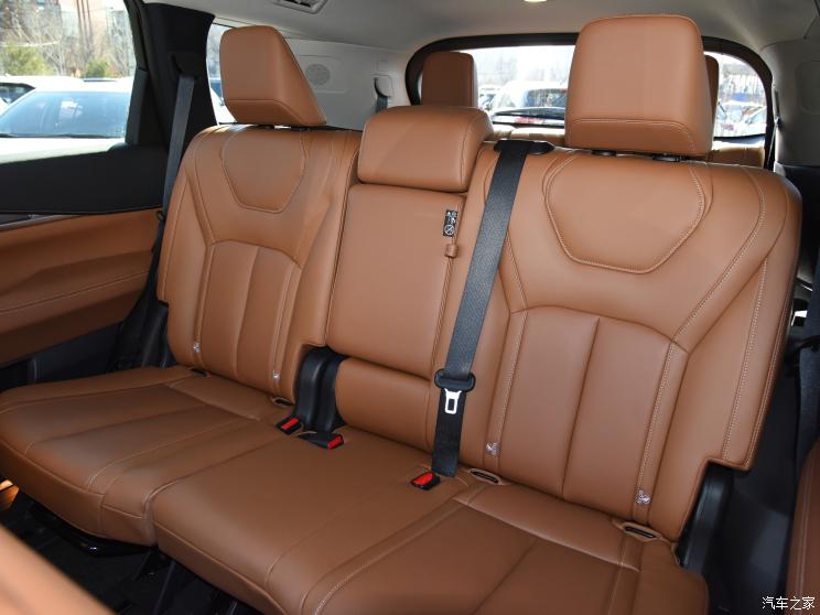 东风英菲尼迪 英菲尼迪QX60 2022款 2.0T 四驱卓越版 东风英菲尼迪 英菲尼迪QX60 2022款 2.0T 四驱卓越版