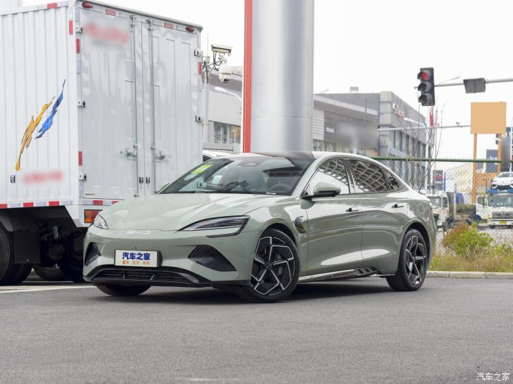 比亚迪 海豹 2022款 700km 长续航后驱版 比亚迪 海豹 2022款 700km 长续航后驱版