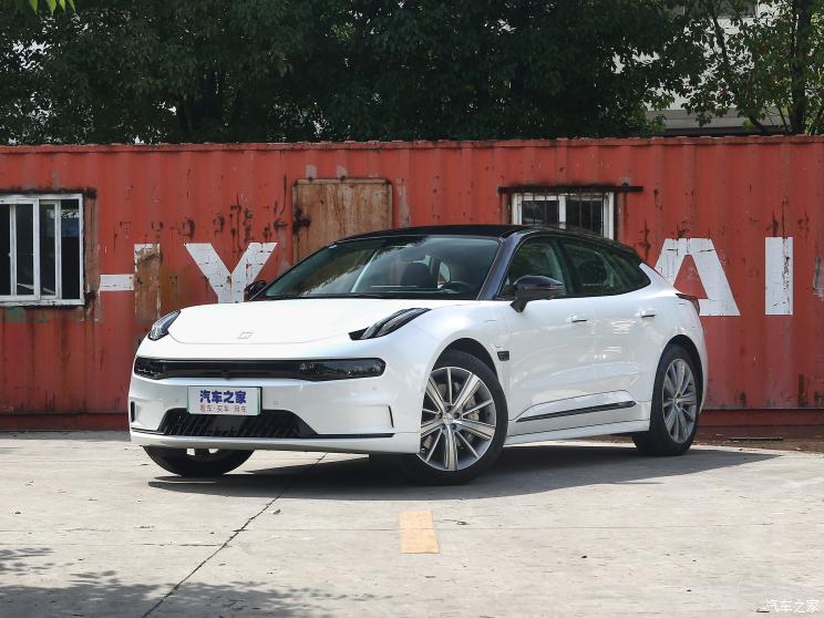 极氪 极氪001 2021款 长续航双电机 WE版 极氪 极氪001 2021款 长续航双电机 WE版