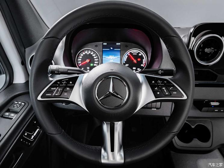 奔驰(进口) Sprinter新能源 2024款 eSprinter 奔驰(进口) Sprinter新能源 2024款 eSprinter