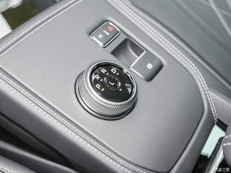 福特电动车 福特电马 2021款 跃世后驱版(标准续航) 福特电动车 福特电马 2021款 跃世后驱版(标准续航)