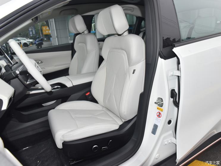 长安深蓝 长安深蓝SL03 2022款 1.5L 1200增程版 长安深蓝 长安深蓝SL03 2022款 1.5L 1200增程版